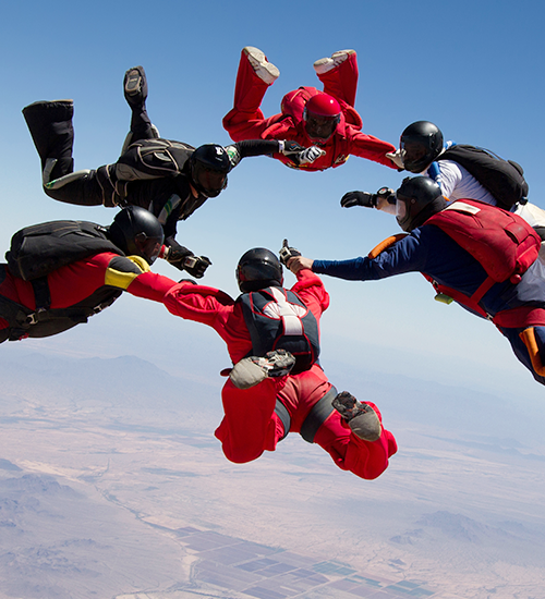 Parachutisten in een cirkel